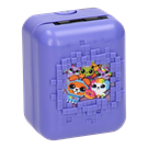 Foto van speelgoed Bitzee_Interactive Digital Pet_Spinmaster_lb_staand_gesloten.png